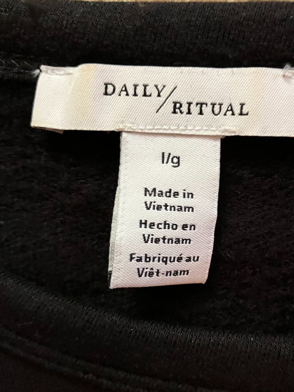 Daily Ritual, Size Large, Black - Picture 2 of 2